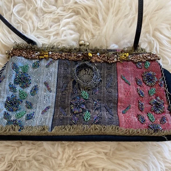 Mary Frances Vintage Purse - Picture 2 of 9